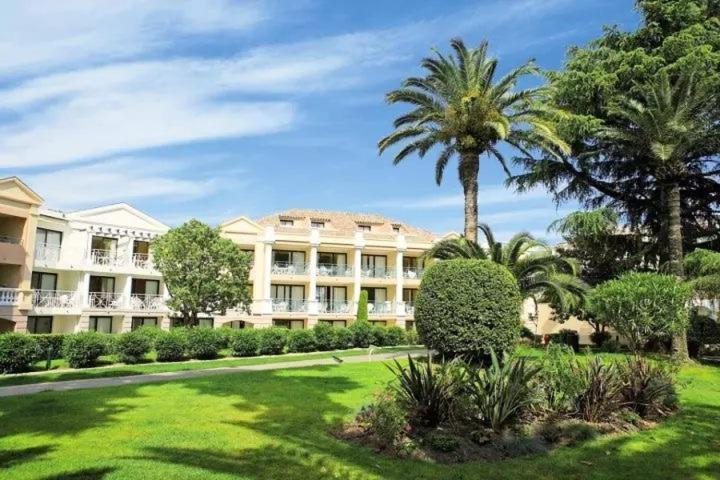 Un De Charme Vue & Piscine D'exception Cannes