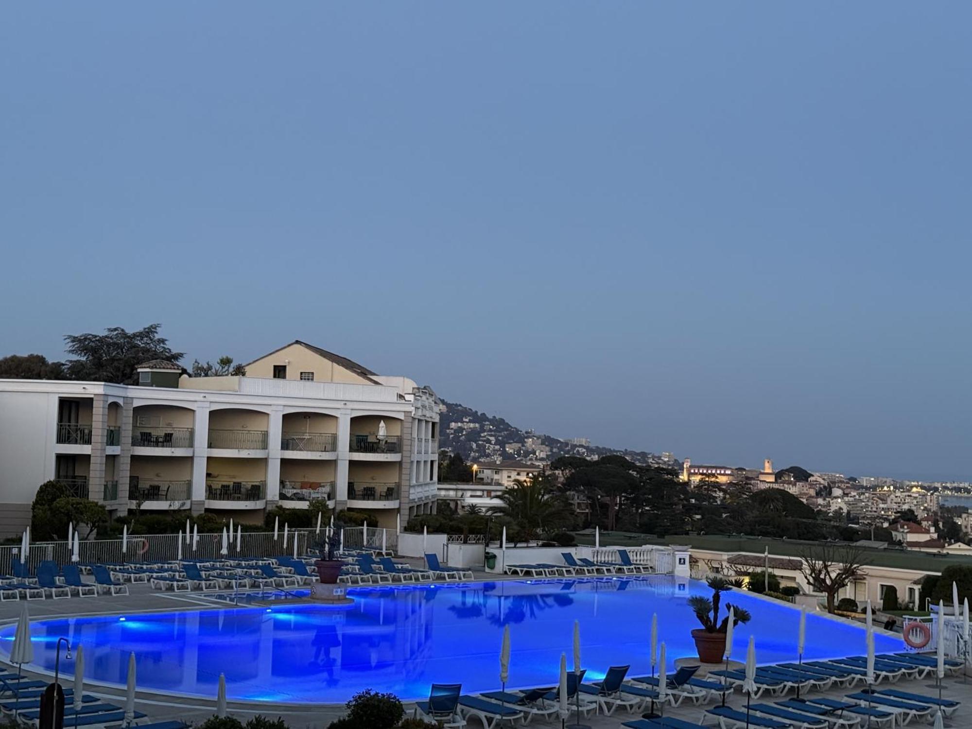 Un De Charme Vue & Piscine D'exception * Cannes