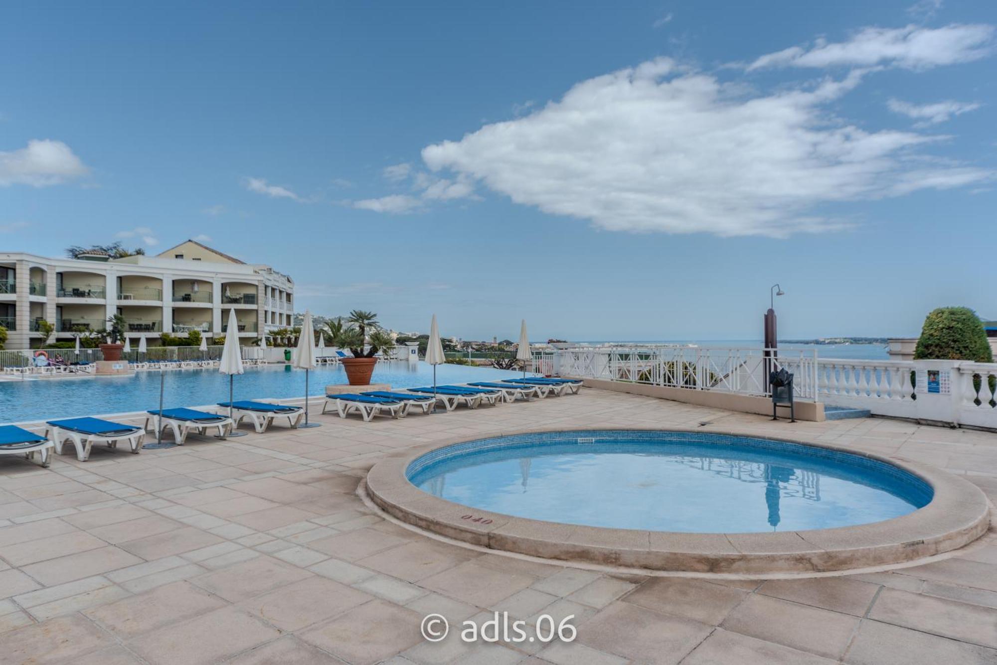 Vue Et Piscine Climatisation Wifi Appartement *