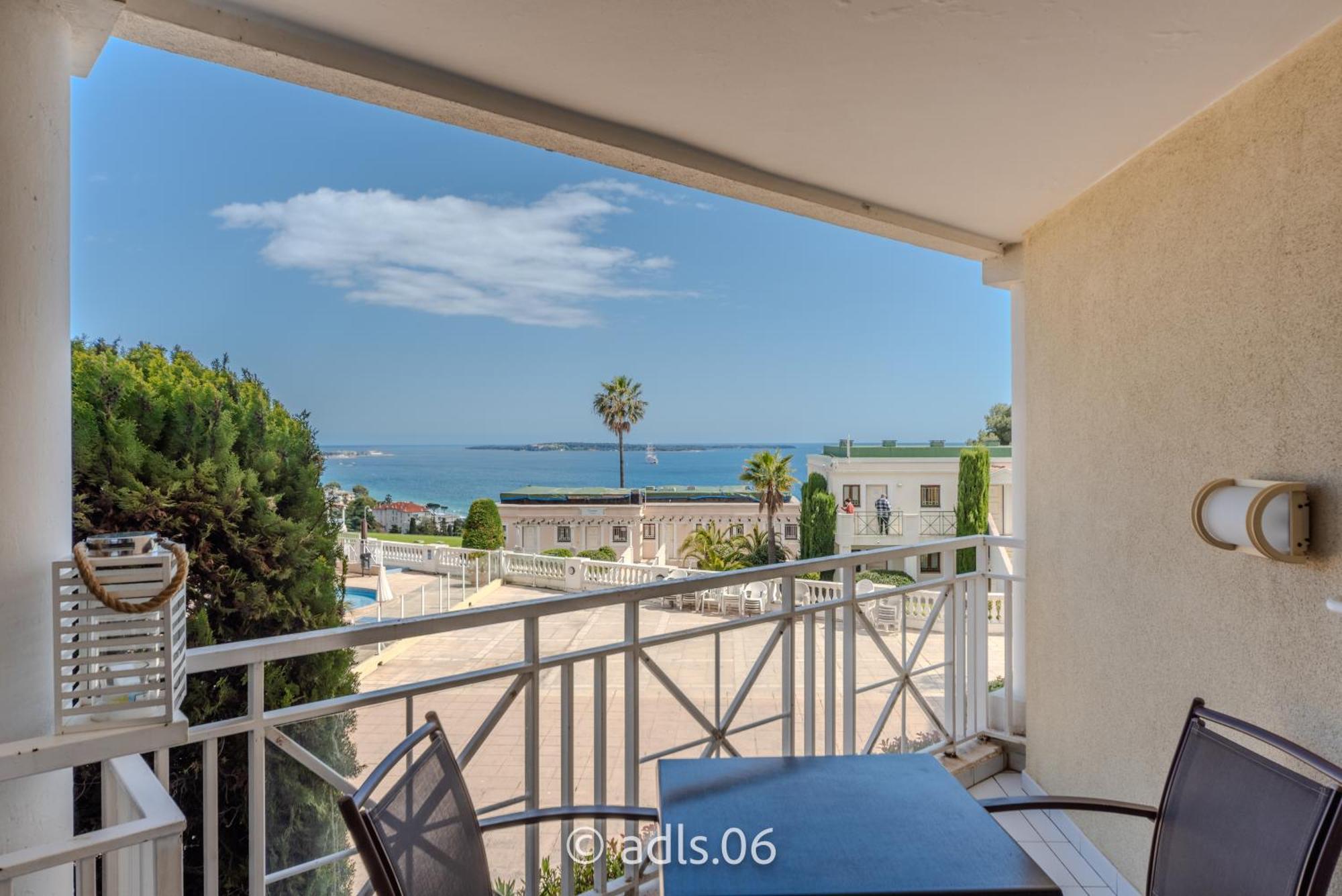 Apartment Un De Charme Vue & Piscine D'exception