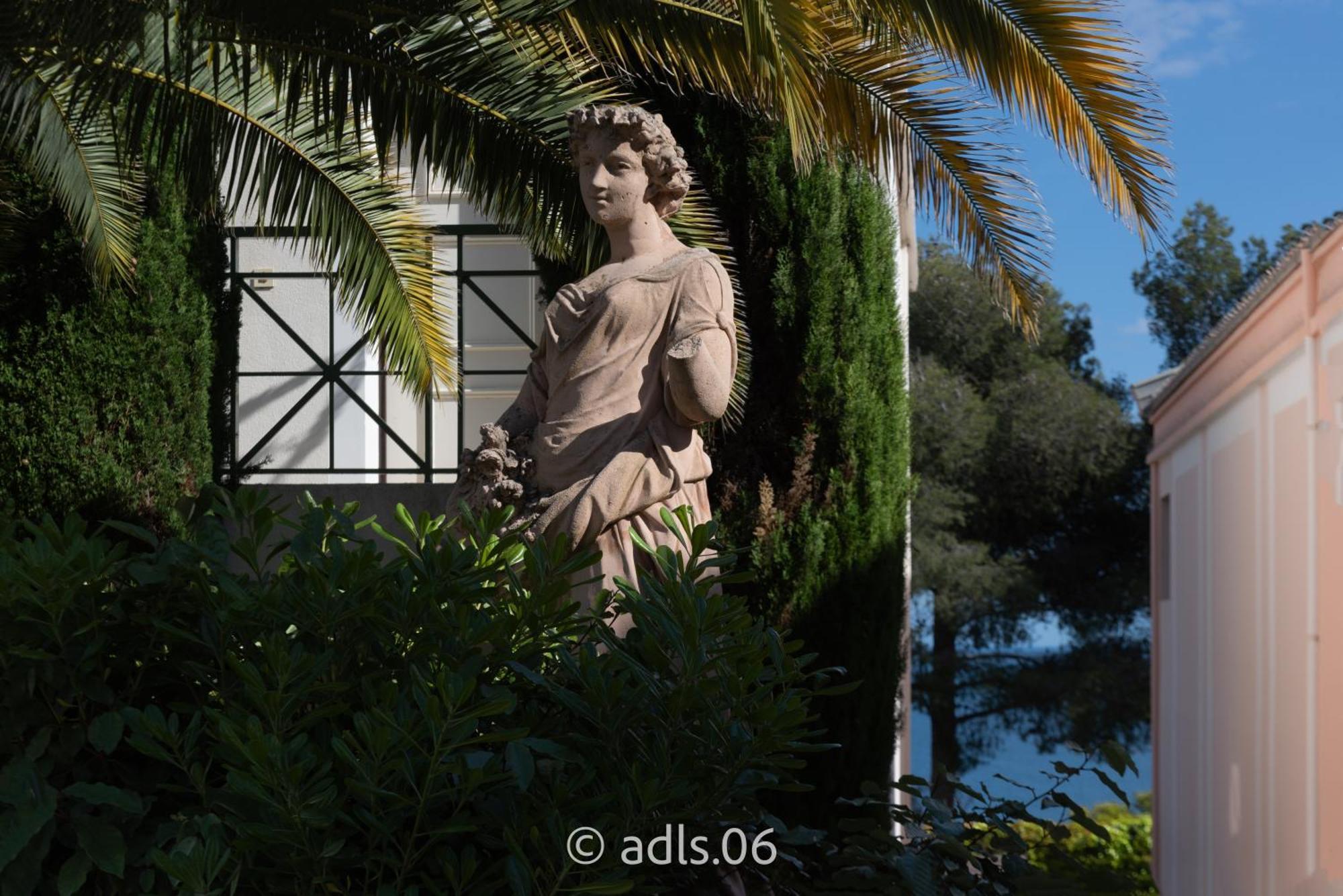 Un De Charme Vue & Piscine D'exception