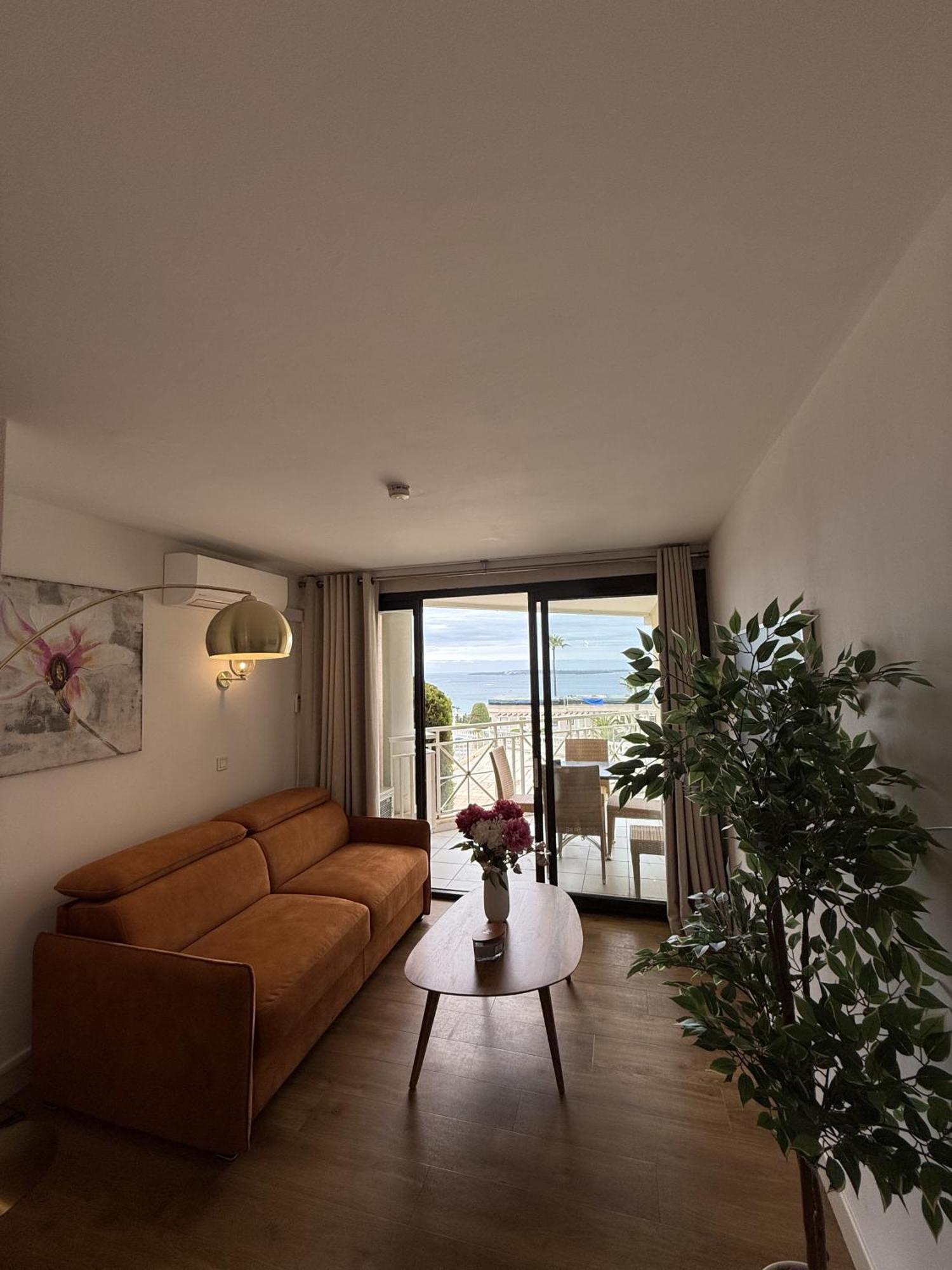 Apartment Un De Charme Vue & Piscine D'exception *